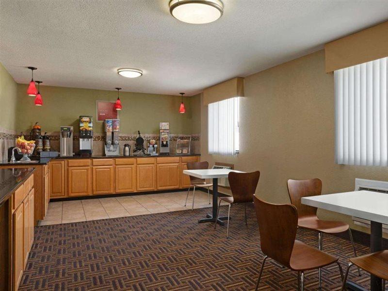 Super 8 By Wyndham Sikeston/Miner Area Hotel Eksteriør billede