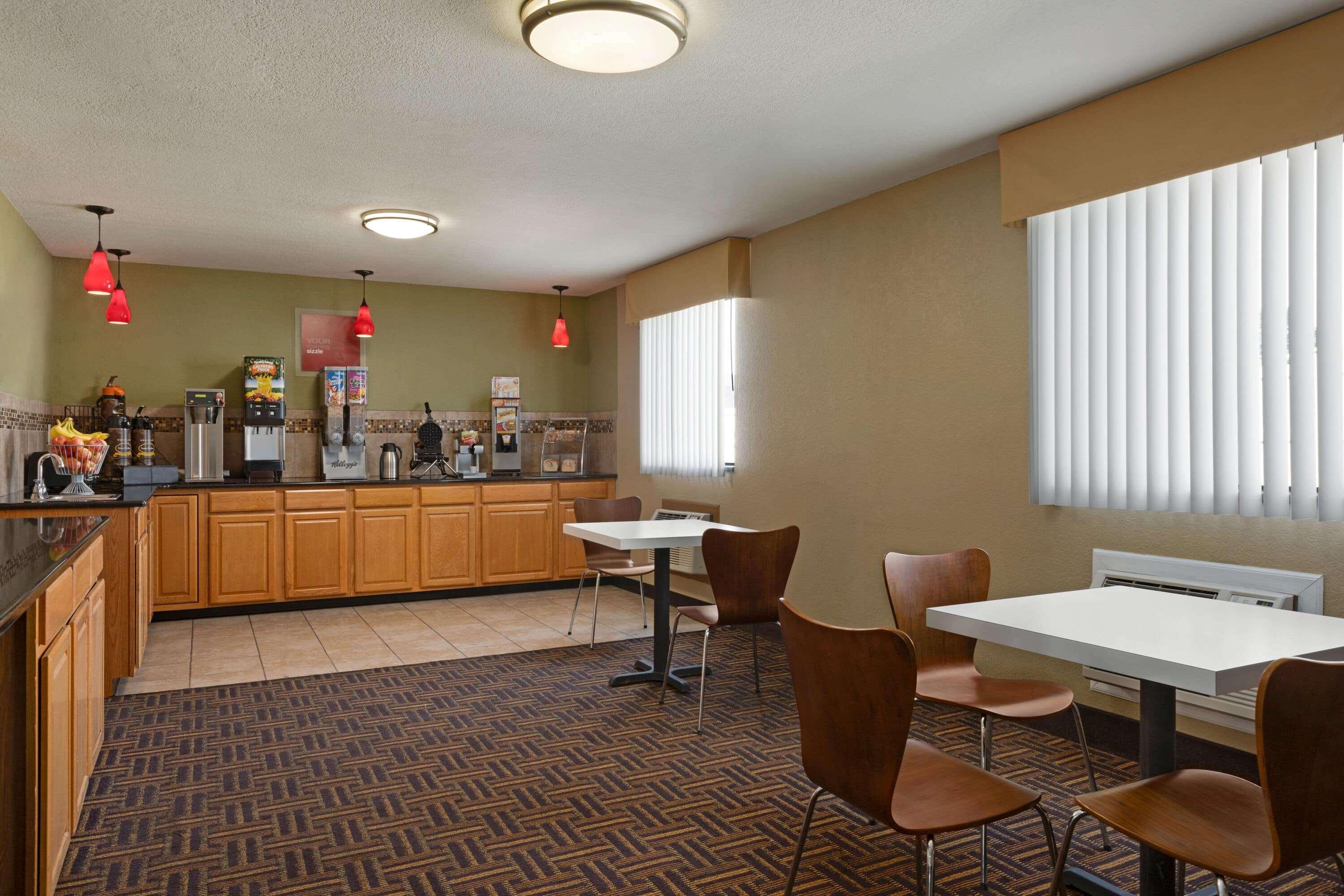 Super 8 By Wyndham Sikeston/Miner Area Hotel Eksteriør billede
